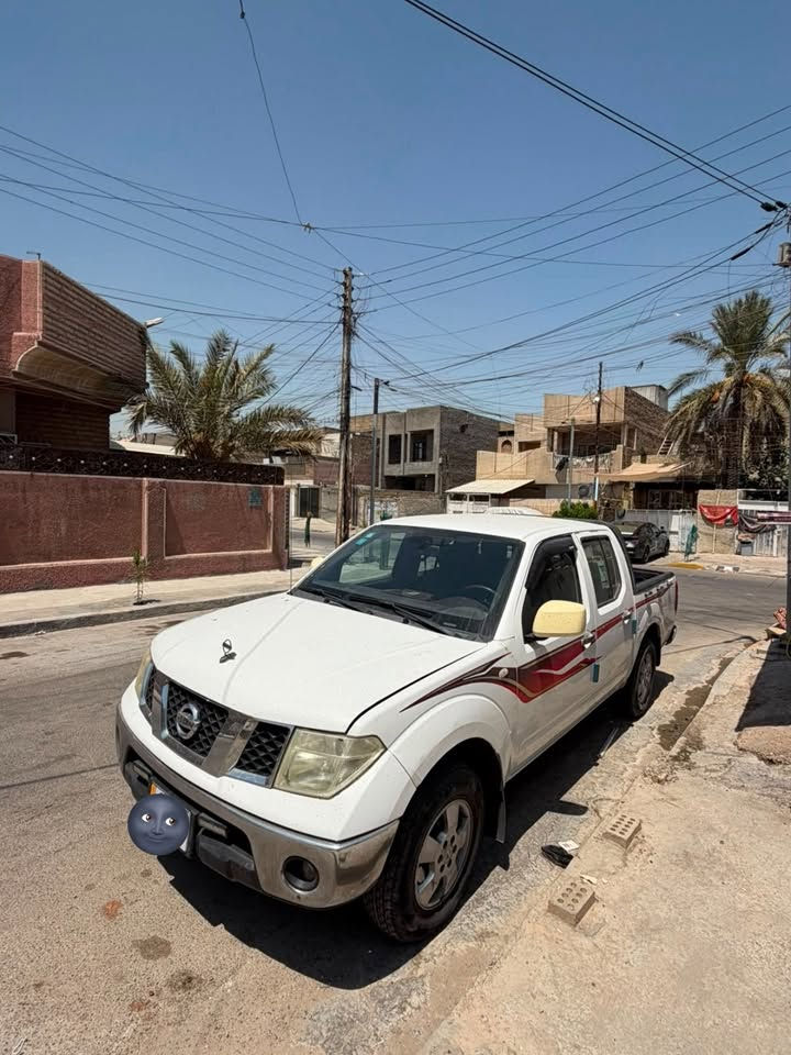 نيفارا موديل 2008 كير اوتو
سيارة استعمال شخصي كلش نضيفة 
كير مكينة تبريد خير من الله 
رقم بغداد باسمي ادامة كاملة صدر امامي خلفي تخم تاير باتر كلة جديد 
تبريدها ثلاجة 
مكانها بغداد البنوك او القادسية 
سعر 87 ورقة 
 ***********
