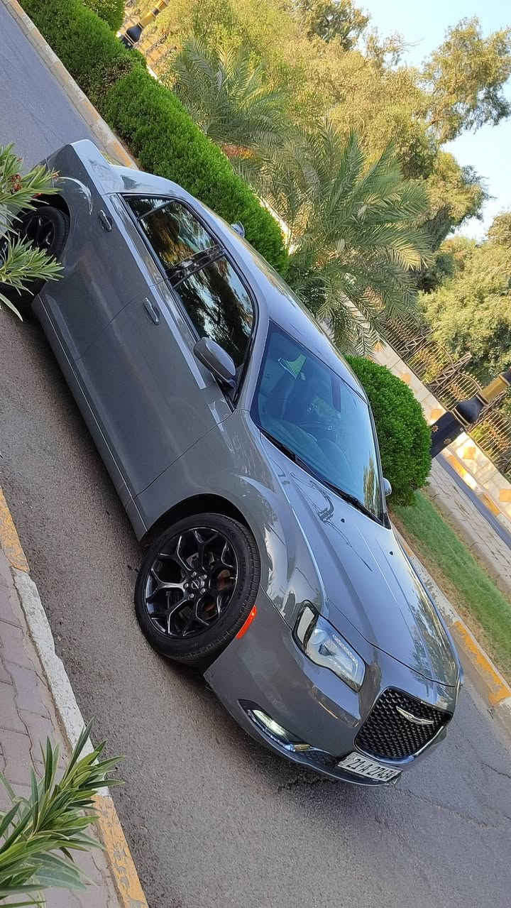 السلام عليكم
اوباما c300s. 
موديل 2019 كلين كلين بدون قطرة صبغ حتة الدعاميات بدون صبغ محرك 3600 ماشية 100 الف كيلو متر 
غرفة جلد حضن شفتات لايت عدسة سيارة على وضع الشركة محرك  تبريد كير وكالة على وضع الشركة رقم سليمانية سنوية باسمي 
مكان السيارة بغداد الدورة جمعية خير الله 
السعر 270 وبية مجال بسيط 
‏‪*********** ‬‏
