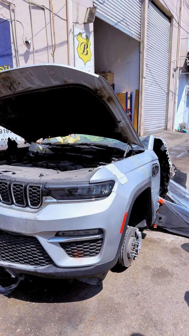Jeep بلكن تفصيخ✅
￼ GT لتجارة الادوات الاحتياطية للسيارات الامريكية GT ￼
📞 ***********
📞 ***********
📞 ***********
📞 ***********
⏰ اوقات العمل : من الساعة7:30 صباحاً -  الى الساعة 4:30 عصرآ
📍العنوان : بغداد - الكرادة شارع نادي المشرق اول فرع مجاور مطعم غزالة✅
