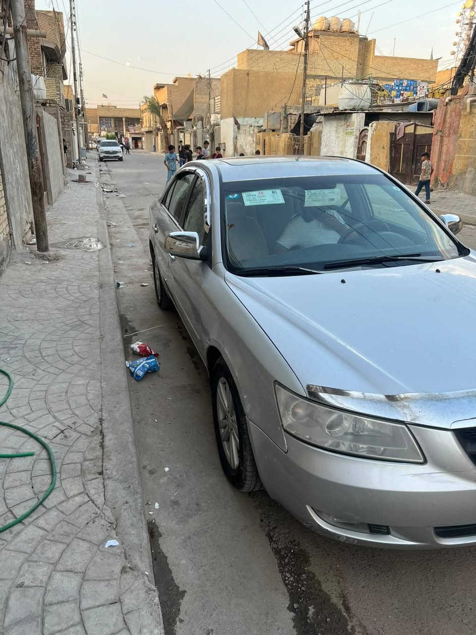 سلام عليكم 
سوناتا وارد أمريكي موديل 2008 مكينة 6 بدون ضربة فقط صبغ حزام  تبريد ثلج فتحه سقف شاشة كامره خلفية العنوان بغداد 

***********
