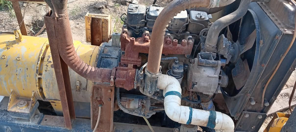 السلام عليكم مولد كمنز ٤٠كف نظيف دينمو الماني للبيع في الصويرة تلفون ***********

