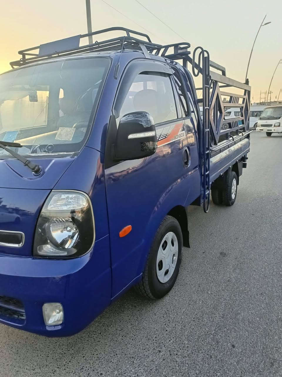 كيا بنكو مكفولة من الضربة ولزلغ كير مكينه حدادة اكسل شاصي رقم شاصي مكفولات رقم بصره السيارة جديدة كلش مديل ١٣مسكر مجول مكان بصرة رقم راعي السيارة *********** سعر ٩٥
