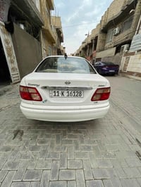 صني 2001 • بأوراق • خالي من الحادث