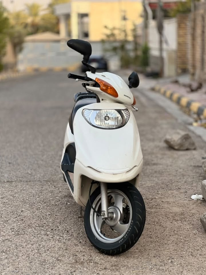 سبيسي ياباني كفاله عامه ماشيه ٢٦  للبيع المو شراي لا يتعبني ابو ٩٠٠ لا طبلي خوش *********** مكاني كوت  فلكه العماره الرقم بي واتساب او تريد علق ادخلك
