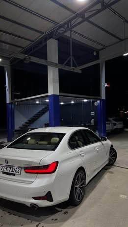 کوردی ـ عربـــــي 🔥

2021 BMW SERIES 3, 330i X-DRIVE
Engine:V4 2.0L Twin Turbo  
48 هزار روشتووە 
ژمارە هەولێر جاهیز 
بونيد بویاغە 
بێ ناوگرتن 
بێ ئێرباک 
شوختەک و دوو قۆپی بچووک 
موسفات X-DRIVE 
 ناو ليد،گوشن و سوكان هيتر,سویجی زیرەک وەک تێسلا,گێچ ئەلکترۆنی,شەغال, سلایت , 360دەرجە حەساس رادار ,  ناو زةرد.... 
نرخی 255 وەرقە و مجال 
شوێن هەولێر
 رقم شاصي: *3MW5R7J04M8C12055*

*********** 

~~~~~~~~~~ 

***********

2021 BMW SERIES 3, 330i X-DRIVE 
Engine:V4 2.0L Twin Turbo
ماشي 48 مایل
رقم اربيل جاهز
قطعة صبغ  1 
بدون دواخل 
بدون ایرباک 
موصفات: X-DRIVE , سلایت , 360 درجة حساس رادار, داخل بيج بيلادي ,انارة داخلية و محيطية, كشنات و ستيرن هيتر , عداد الكتروني , مفتاح زكي كارت NFC مثل تيسلا, شغال,
سعر255 بي مجال 
مکان سیارة اربیل أربيل, العراق

نص مكتوب في الصور:
- BidFox.info