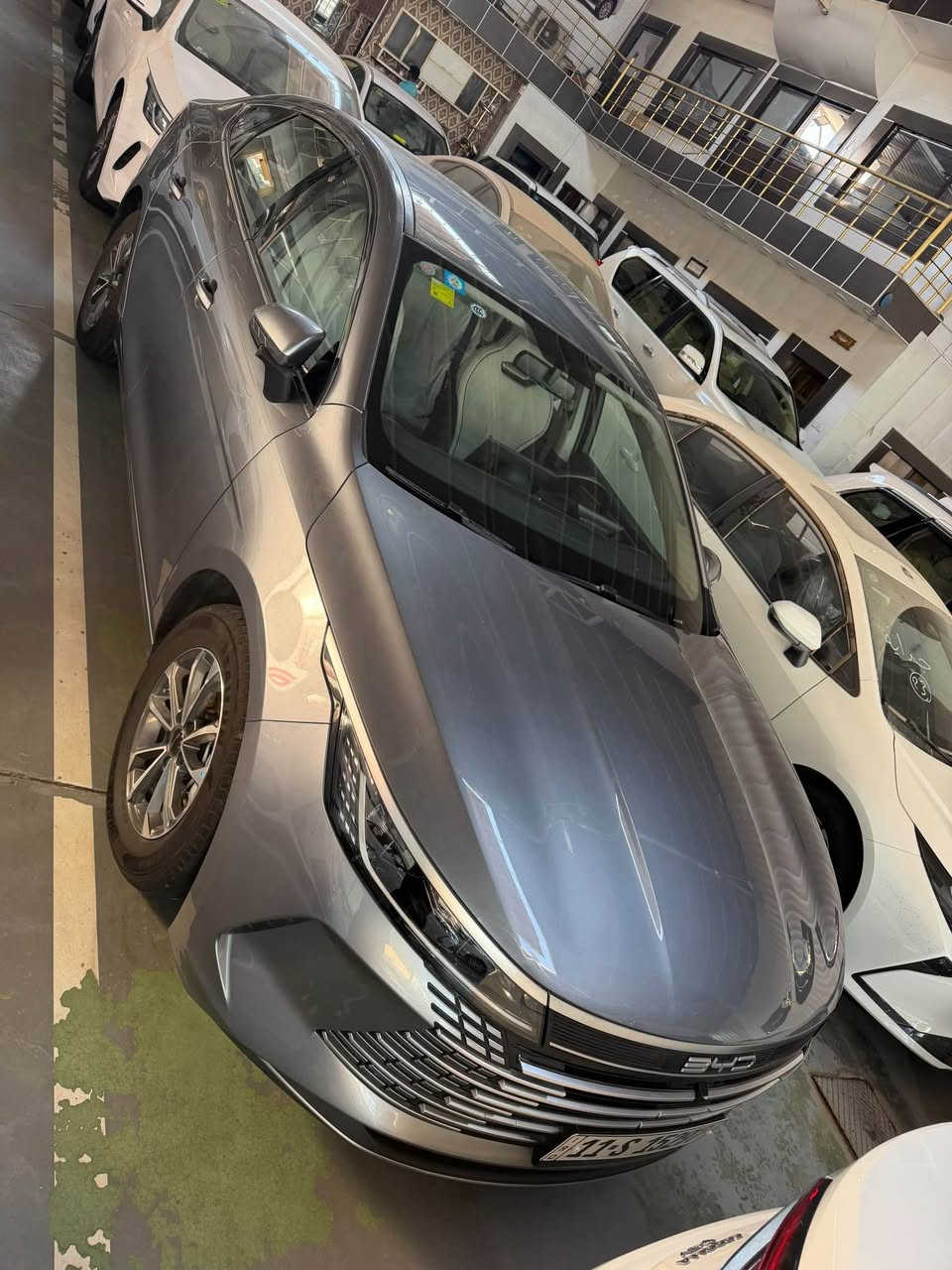 بي وادي دستروير  2025 كفاله عامه من كلشي ماشيه 3500 كم يعني زيرو و السيارة بانزين+كهرباء الكلي  بصمه  + كارت 
بلكن هايبرد لون مميز 

💎محرك 1500 هجين تنفس طبيعي هايبرد + بانزين + شحن ذاتي + شحن خارجي 

‏💎بصمه تشغيل+تشغيل عن بعد   

‏💎السياره مرتبطة بذكاء الصطناعي حسب قيادتك تصرف

‏💎ايرباك عدد 12 

‏ بانزين 

‏💎كير ماوس 

‏💎فتح باب كارت انفسي 

‏💎تبريد قطعتين 

‏💎شاشه قلاب + كار بلي 

‏💎جلد ابيض 

‏💎بكلايت ليد متصل اشاره خلفيه نشره لكزز 

‏💎لد+ اشاره ليد لايت + لايت زينون 

‏💎هاندر بريك بصمه + اوتو هولد 

‏تشغيل فقط لمس للبريك

‏💎حساس خلفي + كامره خلفيه 

‏💎حساس ظغط اطار 

‏💎لايت اوتو 

‏💎اشاير مري 

‏💎ويل كب حجم 16 كروم 

للاستفسار 
*********** بغداد, العراق
