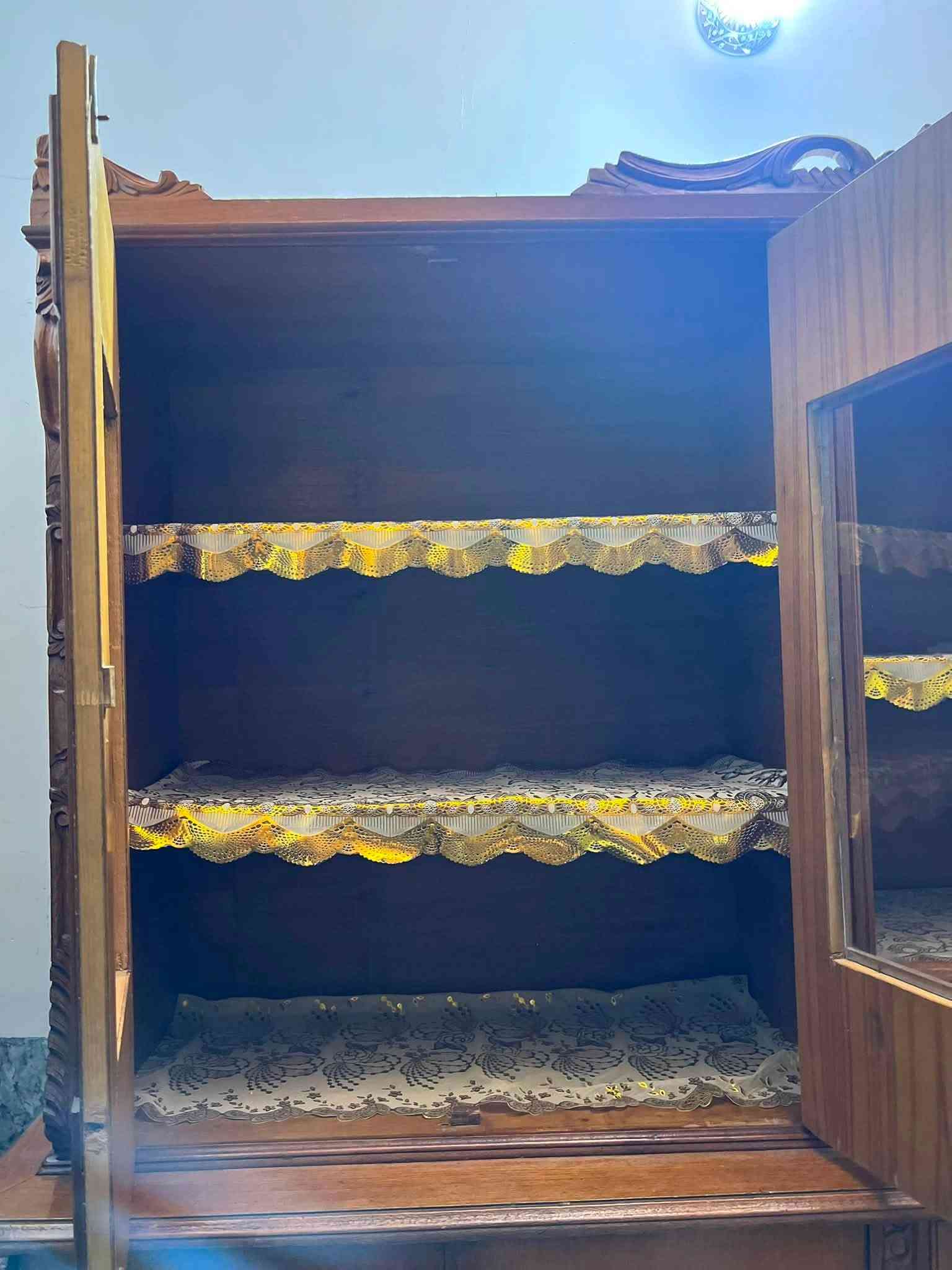 *السلام عليكم*

_للبيع بوفيه صاج 
_عدد بيبيان 4 و5 جرارات
_الاستفسار ***********
@إشارة
