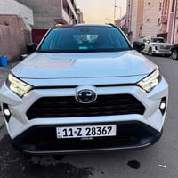راف فور هايبرد • ماشي ١٩٠٠٠ كم • وارد خليجي