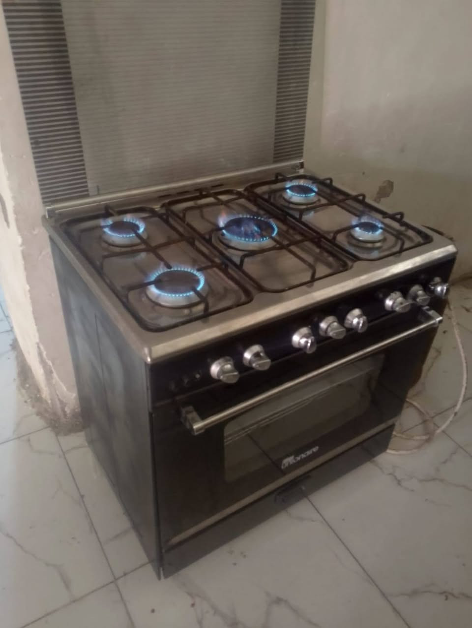 اغراض مستخدمة نضيفه ع الفحص و. ضمان. متوفر توصيل كل. بغداد  *********** واتساب. مفتوح خاص مفتوح  ☑️ اسحب صورة ودزها واتساب 
ملاحظة:  الرقم معلق فقط واتساب وماسنجر متواجدة
