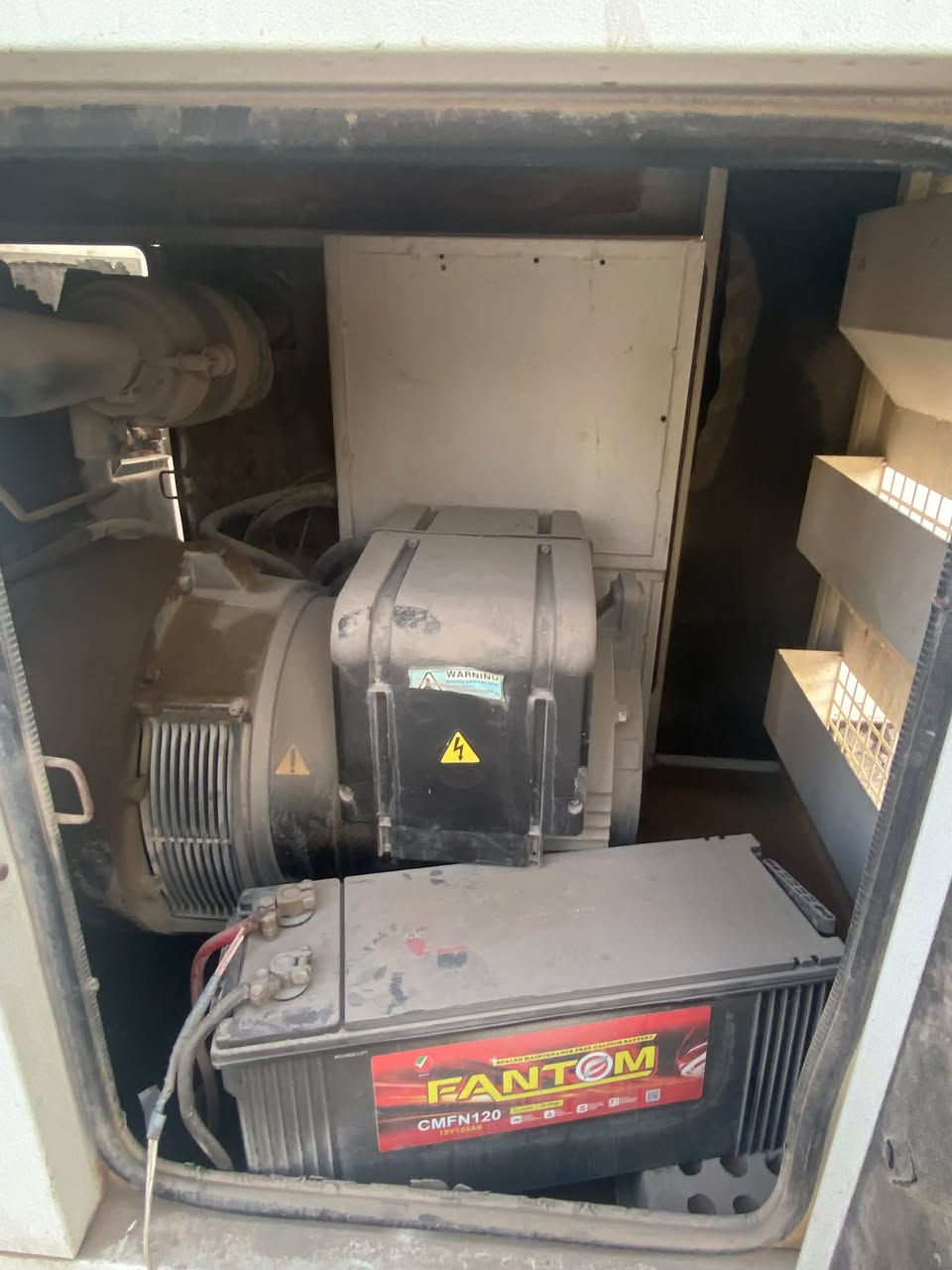 ⚡ للبيع مولدة بيركنز إنكليزي كاتمة ⚡
🔹 الماركة: Perkins إنكليزي
🔹 القدرة: 33 KVA
🔹 كاتمة صوت 🔇
🔹 المحرك كلش نظيف ✅
🔹 المولدة مستخدمة وبحالة جيدة
💵 السعر: 36 ورقة — بيها مجال
📍 الموقع: بابل

🔧 الفحص والمعاينة متاحة.

📞 للاتصال والاستفسار:
***********
