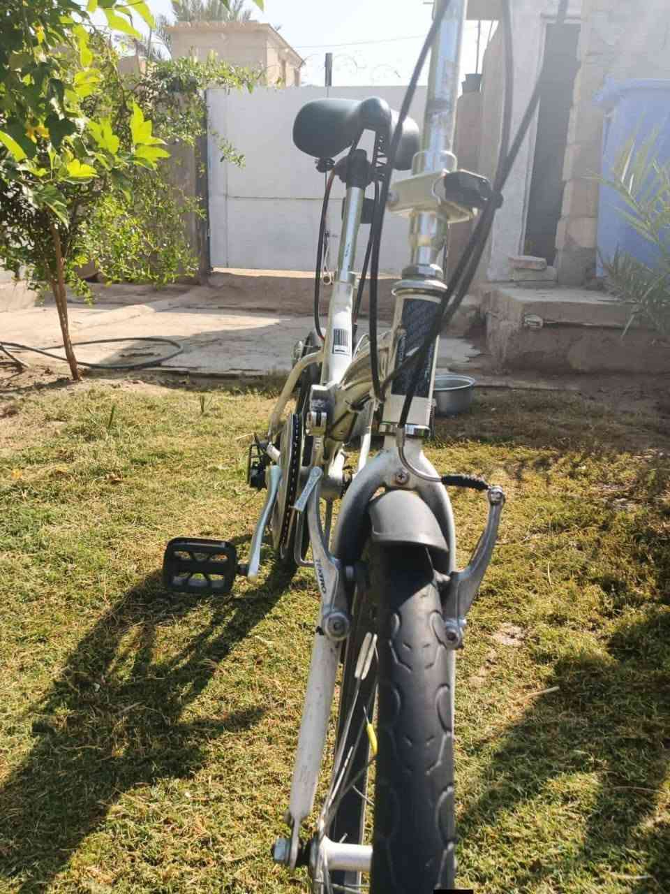بايسكل تكسي📍
باله ألمنيوم إصلي 
اقسم بالله حاجه نظيفه ما اغشك بيهه
السعر 90💸
وبي مجال 
للتفاصيل خاص.
***********✓واتساب
