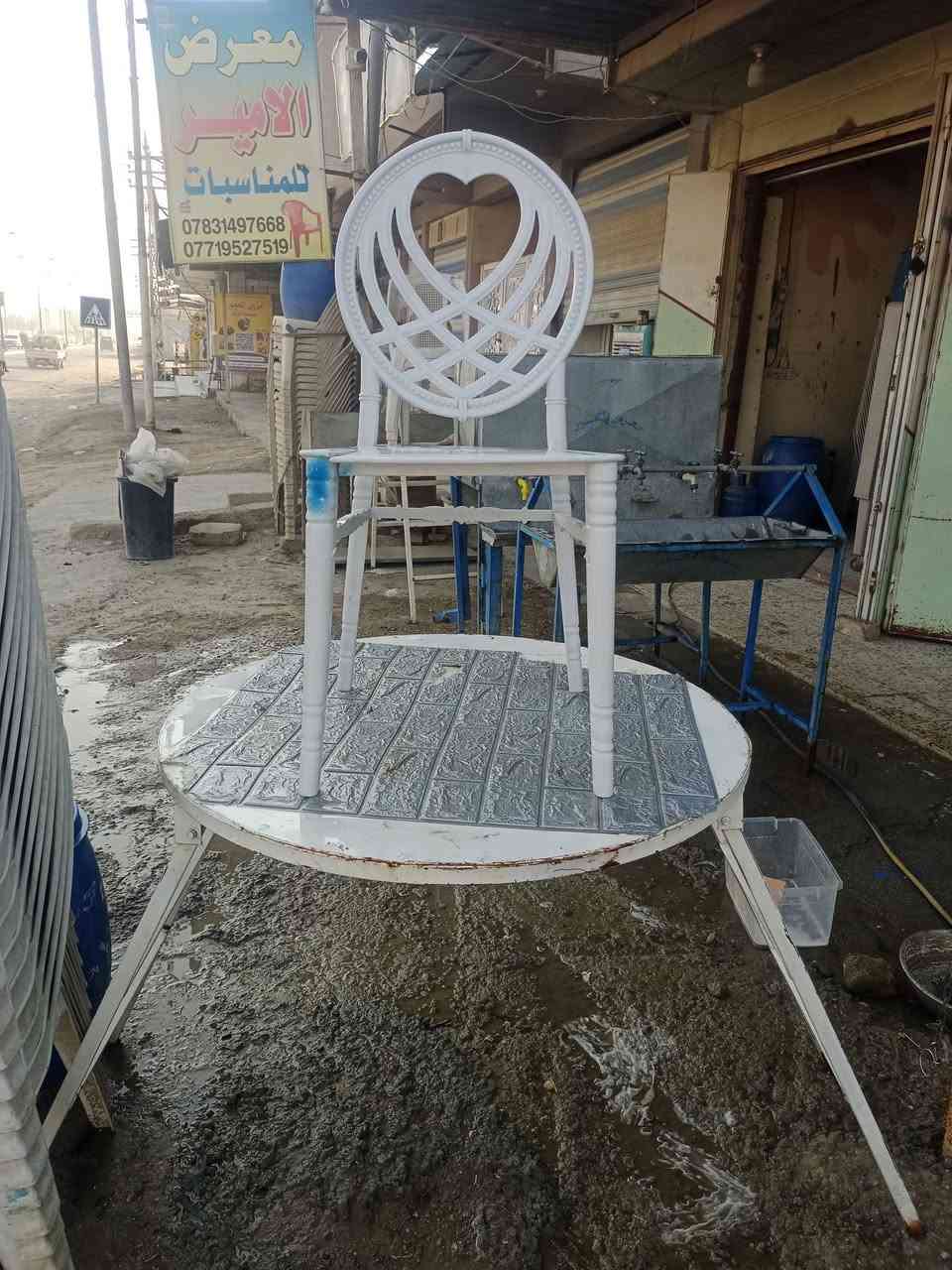 مغاسل عدد 2 للبيع سعر القطعه 50
اربع حنفيات حديد ثقيل 
مغسله تانكي عدد 1للبيع السعر 100
6حنفيات حديد ثقيل 
ميز حديد نظيف عدد 3سعر القطعه 25
العنوان بابل/ النزيزة نزلة جسر الوردية 
***********
***********
معرض الأمير لتاجير الكراسي والجوادر

