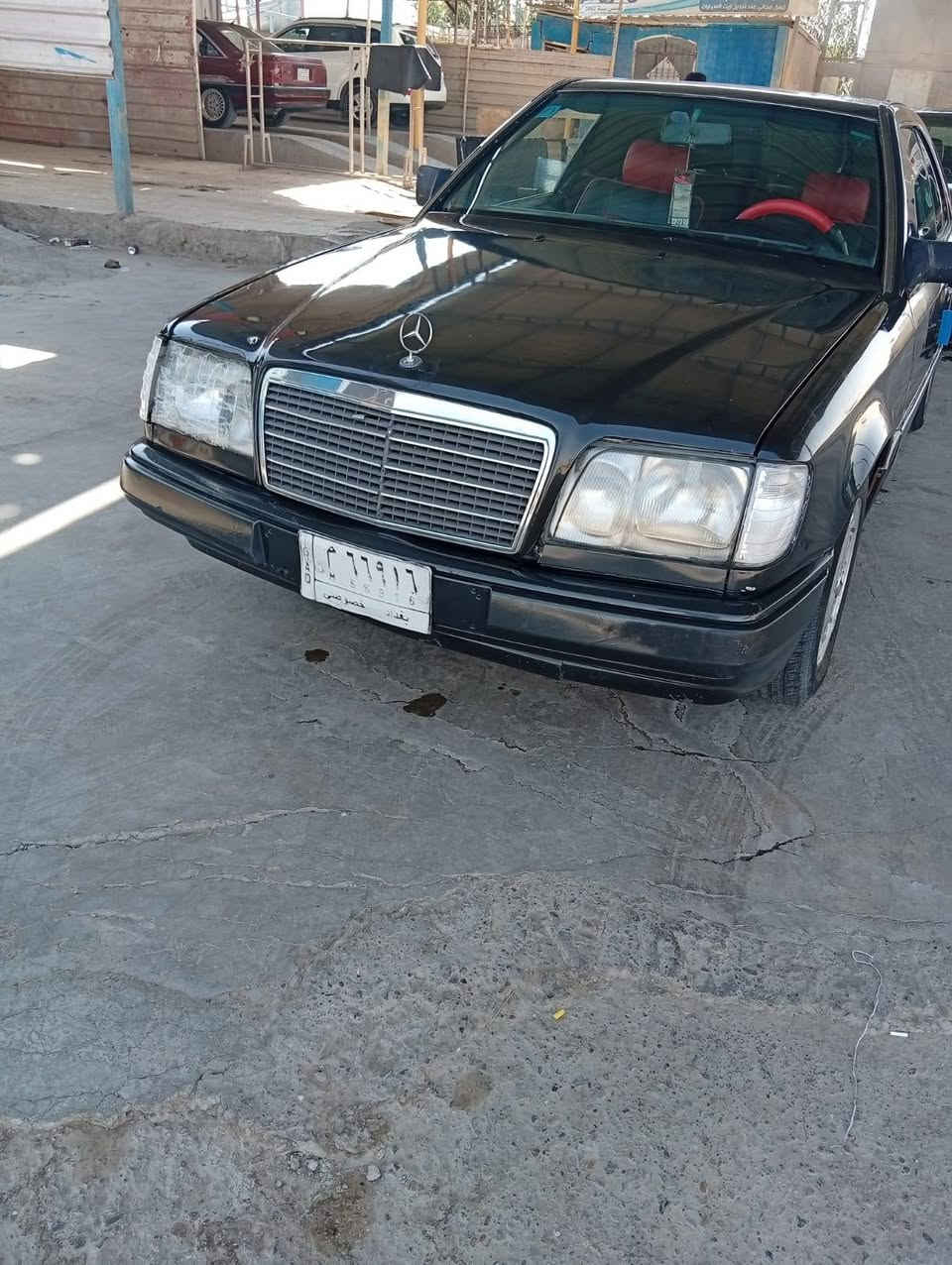 سلام عليكم دب مارسدس مديل 90  حجم 320 خراطين 6سلندر كير محرك شرط صدر امامي زين شرط تحويل والغرامات سنويه ماساقطه رقم بغداد  سعر 40وبيها مجال او مراوس حسب لقناعه مكان سياره  تكريت اتصل ع رقم مكلف بنشر بدون مراسله ***********
