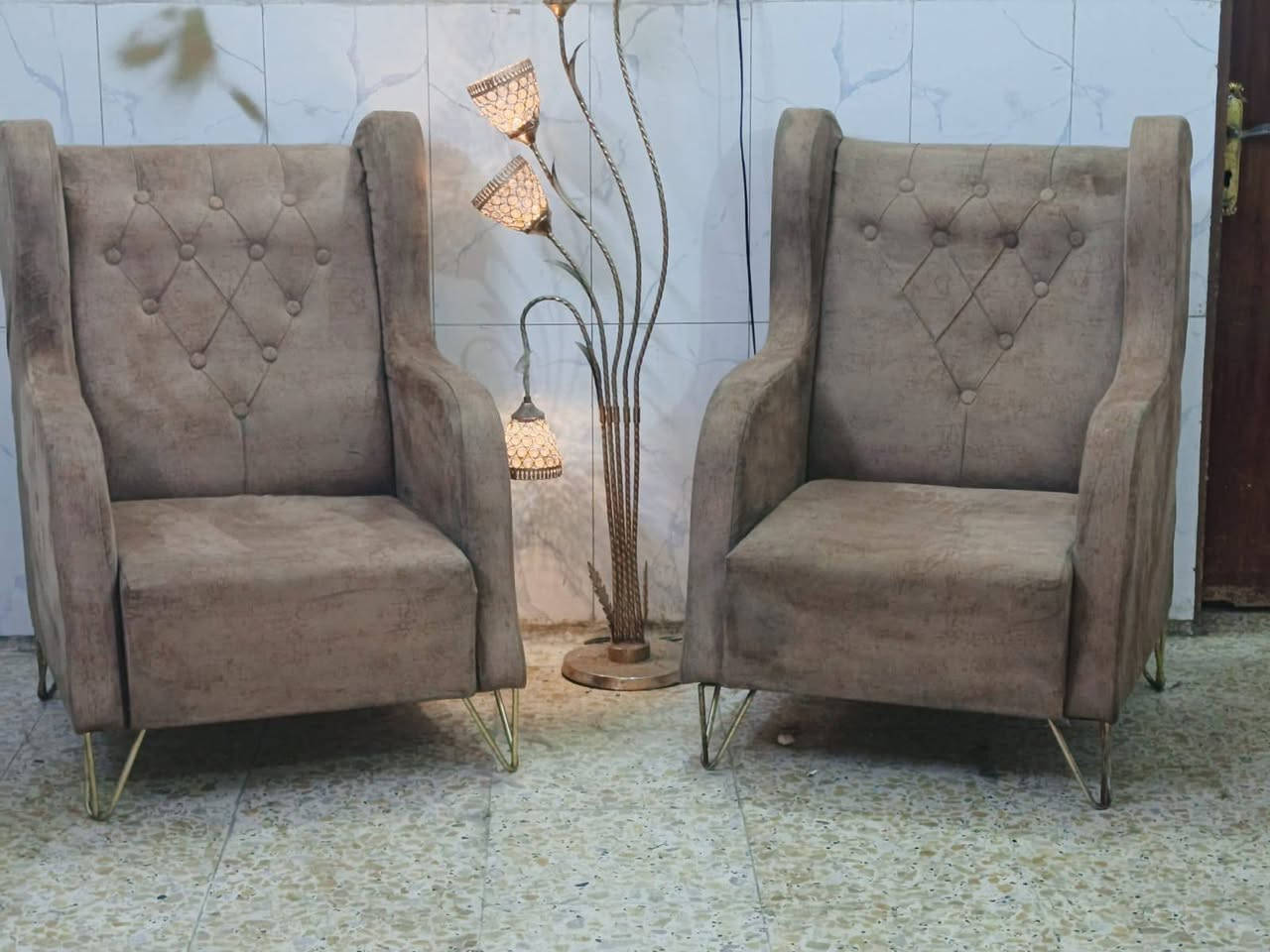 سلام عليكم تخم  تكمه تزكام ٨ مقاعد  ب٢٢٥ هذه رقمي ***********
مكان بغداد منصور الوشاش 
@إشارة

