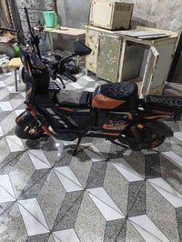 900x • كاملة • بطاريات جديدة
