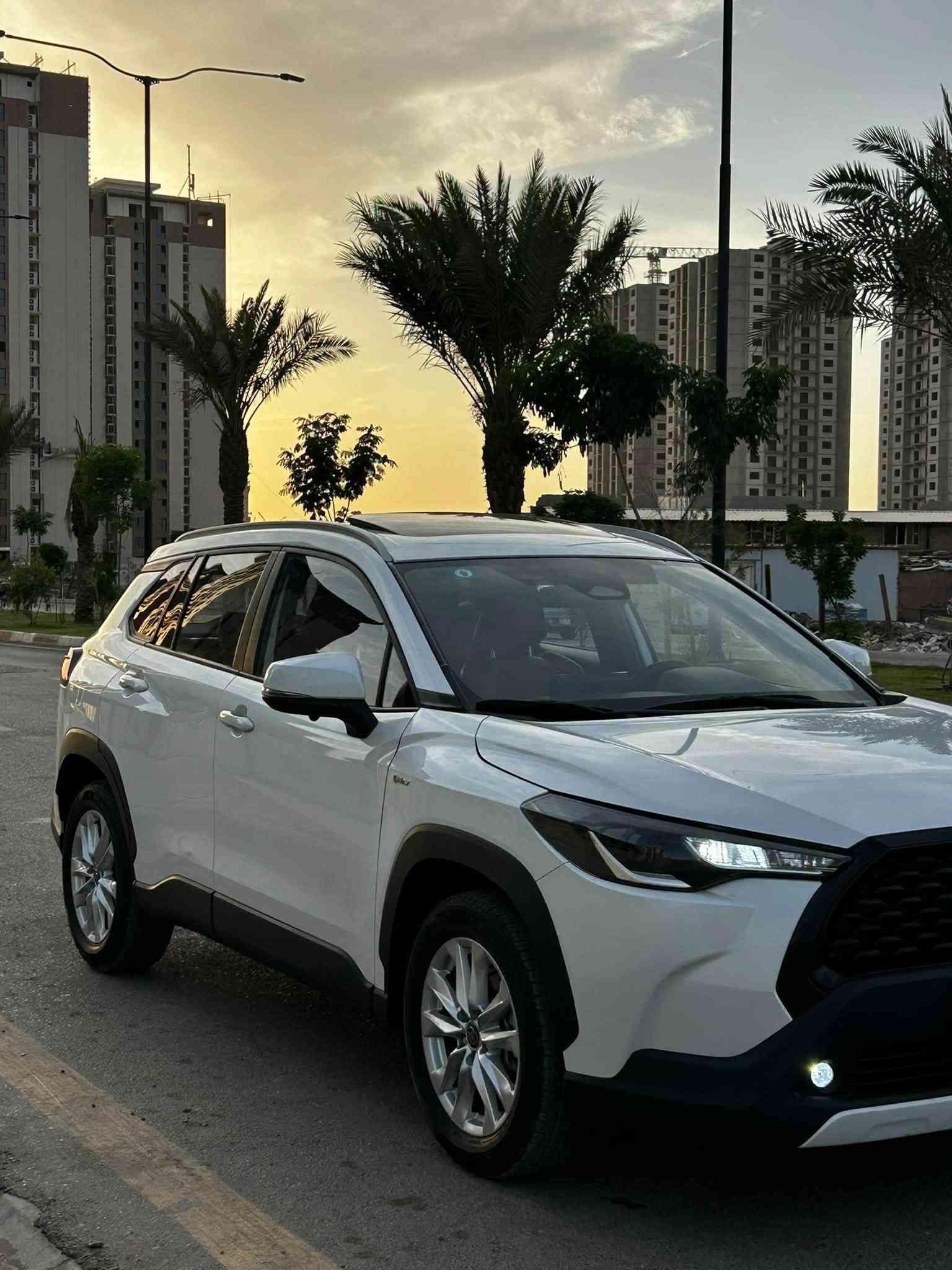 تويوتا كورلا HEV كروس تجميع الصين مكفولة من الصبغ والتبديل والبارد موديل 2024 فول بصمة سلايت محرك 2000 4 كامرات  وشاشة  اصلية رادار توقف ذاتي 5 ويل كب كشنات جلد كهرباء
جنطة كهرباء
بلوجكترات 
حمالات سقف 
وحساسات امامي خلفي 
هيه فول موصفات بعد بيه هواي موصفات
بسمي تحويل ثاني يوم  
عداد المسافة 12 الف كيلو 
المركبة بحالة جيدة
السبير غير مستخدم 
السعر 28.200 مليون رقم تلفون ***********

