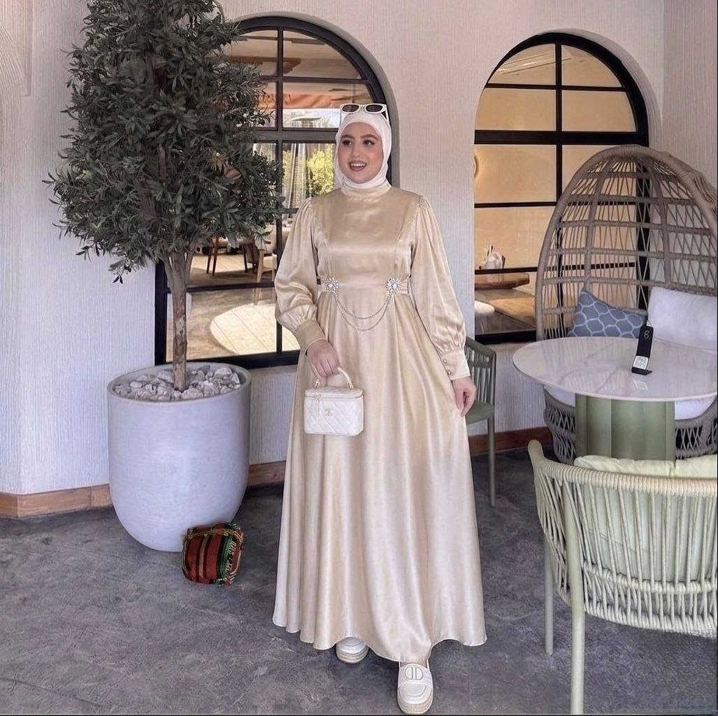 لاحجز واتساب ***********
فستان كلوش🖤
خامة ستن زارة تركي
40-42-44-46-48-50
توصيل جميع محافظات العراق 🚙

