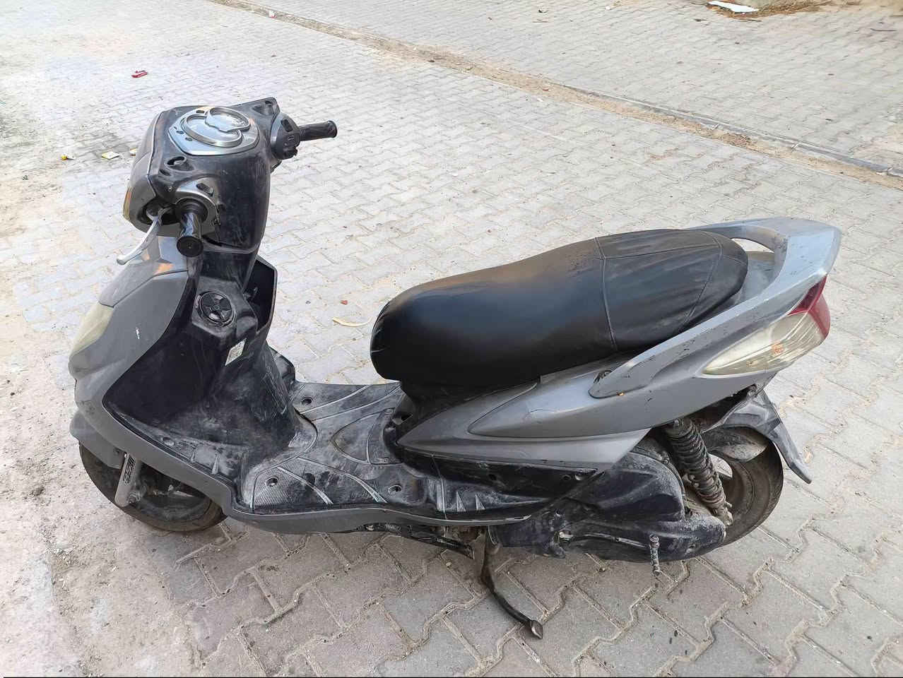للبيع شراي ينتصل ***********
سكنس ياباني 4ولفات دراجه شغاله ما بيه نقص  تجي فحص وتروح وبيك خير وتدلل
