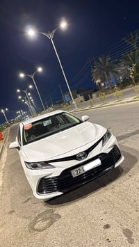 كامري LE ٢٠٢٣ • ٤٣ ألف كم • كفالة عامة