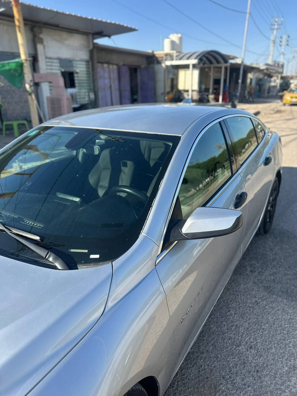 السلام عليكم 
ماليبو 19lt
كير مكينه حداديه جديده 
تخم تاير 
رقم بغداد جديد 
بااسمي 
جاهزه تبريدها بجم كبس
بدون ايرباك 
السعر 100 
***********
