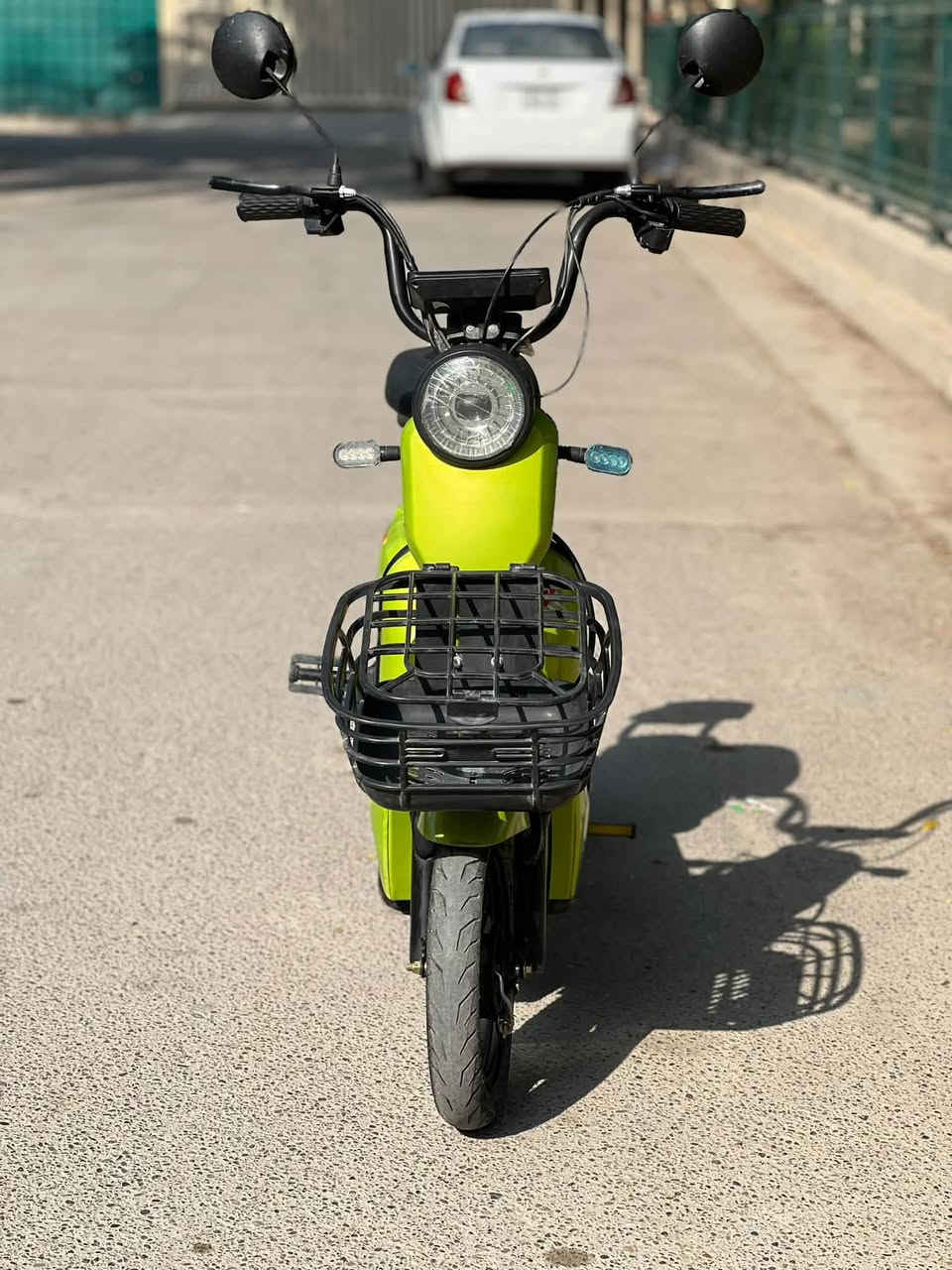 دراجة شحن • SK8 • بطاريات نص عمر