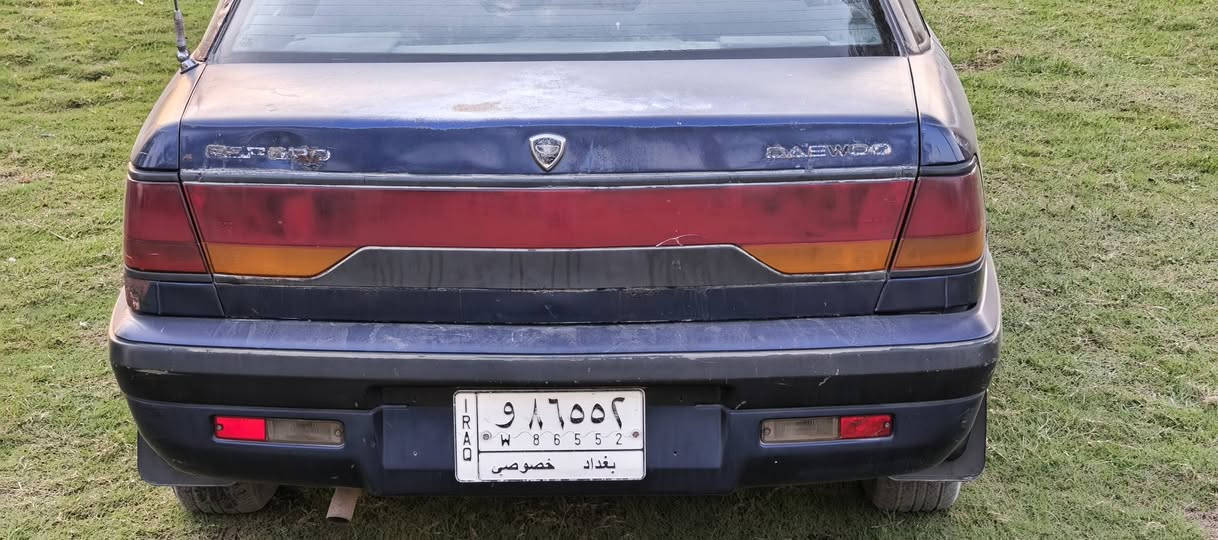 سلام عليكم
اسبرو 95
رقم بغداد بإسمي 
محرك 2000 مفتوح 
گير عادي
بلادي ما عدا باب وحده 
28 مجالها بسيط
مكانها جبله
***********
