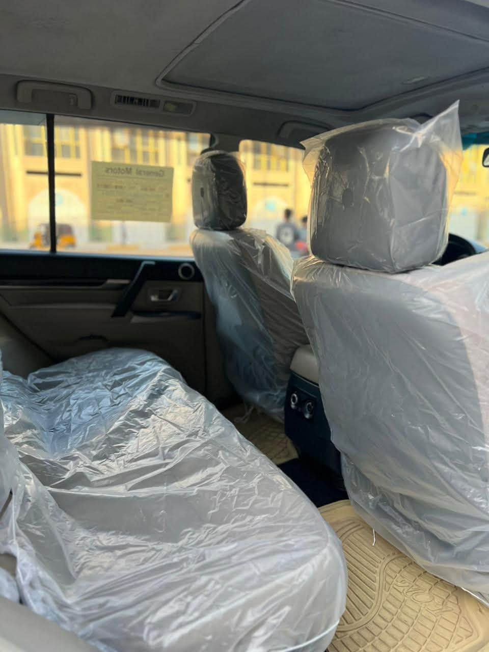 باجيرو 2014 حبتور فول مواصفات لون ابيض صدفي حجم المحرك 3500 رقم  بغداد دولي بدون حادث  سيارة  مكفوله كفاله عامه فقط نص جاملغ خلفي صبغ بدون دواخل اثر اشخوط  معروفه هزه جديده  خليجي السياره جديده مال جناي فورويل نضام دفلوك كشنات كهربائي اشارة بل مري شفط تحكم ستيرن مسجل بلادي اصليه فتحه تبريد ثلاث قطع حساسات خلفيه زاد ثلاجه تخم تاير كير مكينه حداديه خير من الله سياره جديده لوك محرك 6السعر  153 اتصل وبيك خير وتدلل ***********مكان السياره بغداد الكرخ
