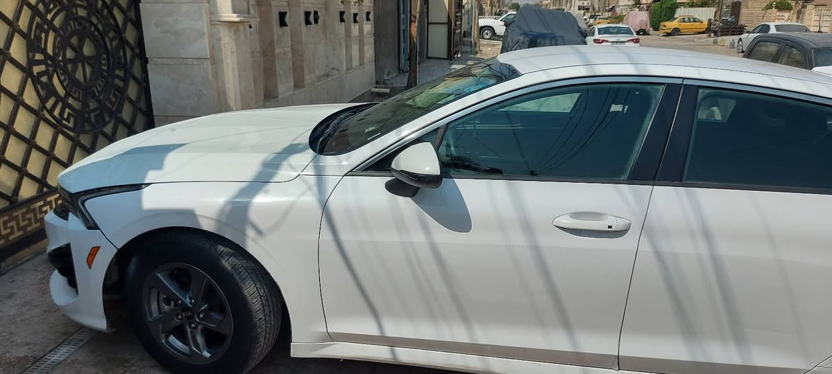 السلام عليكم
للبيع  k5 وارد أمريكي
موديل  21
محرك 1600 تيربو
رقم بغداد
معوقين باقيلها ٣ اشهر لفك الحجز

المكان بغداد
للاستفسار اتصال على*********** وتساب

السعر 150$
