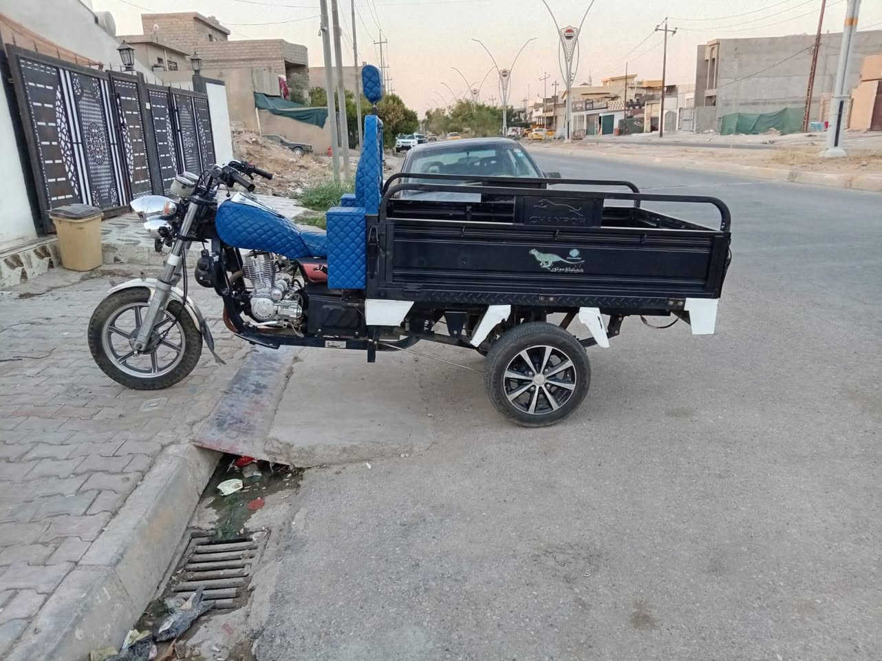 ستوته موديل ٢٢ محرك جديد موديل ٢٦ نضيفه ما بيها نقص من التاير للمحرك مرقمه انكليزي مشروع وطني السعر ٢٤٠٠وبيها مجال 
***********
