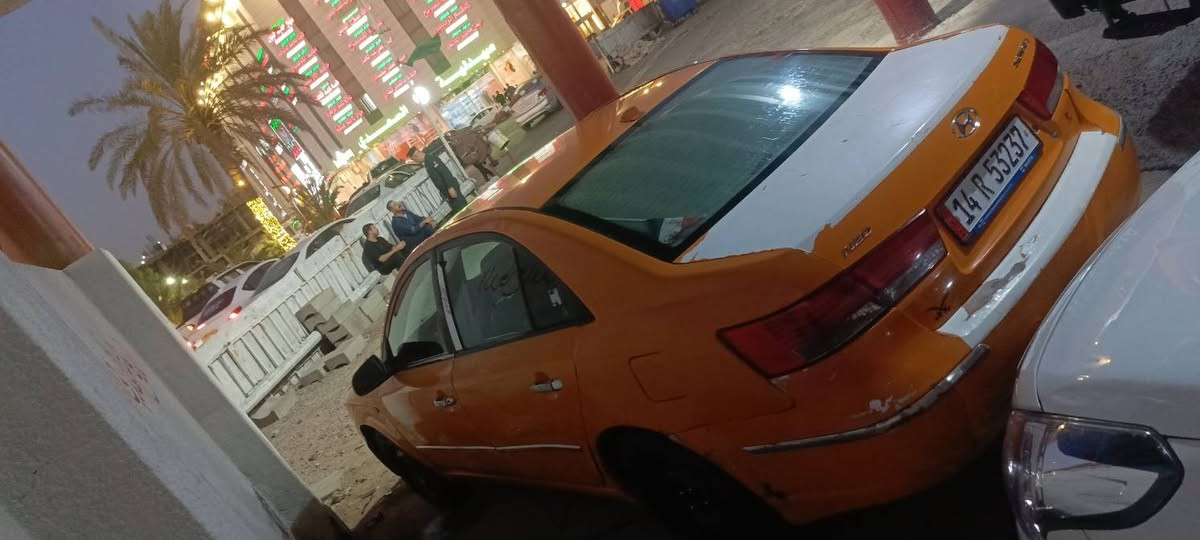 سوناتا مديل ١١ مقدس واردكوري
رقم نكليزي سنويه لل٣٠
مكينه ٢٤٠٠
سعرها وبيها مجال قليل ٨٠ 
ستفسار ***********
