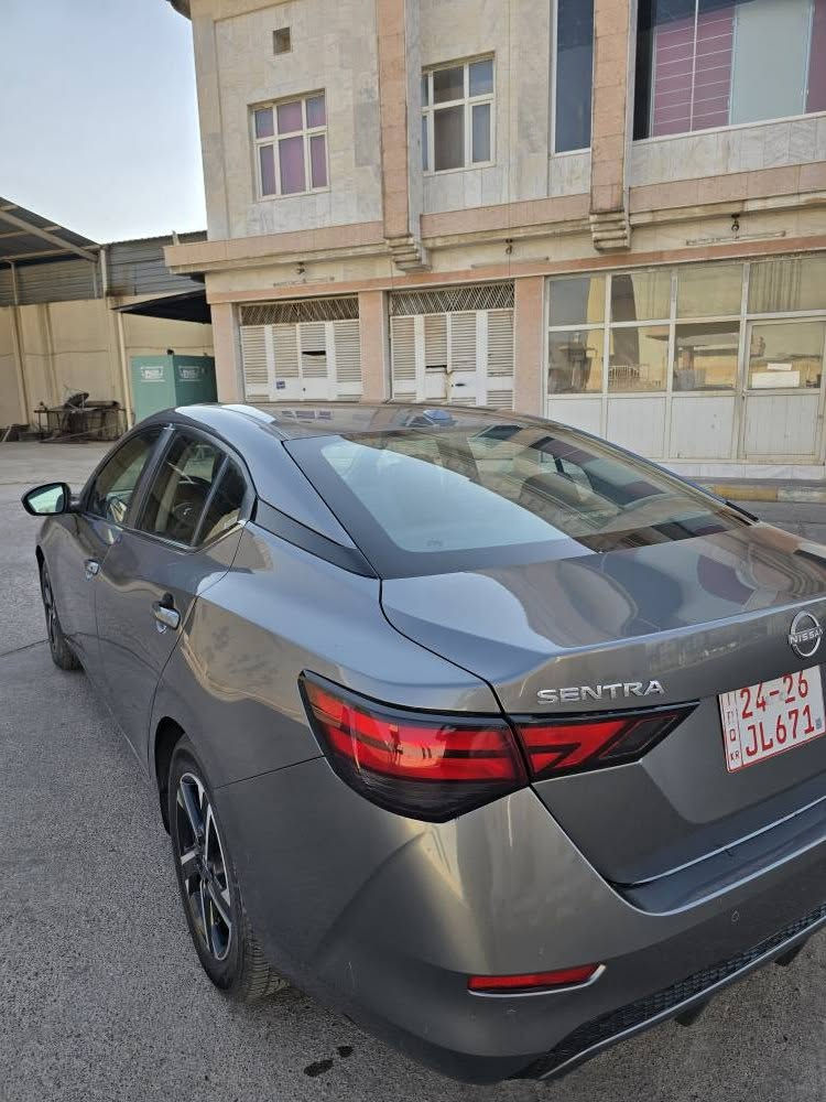 نيسان سنترا 2024 Sv
بيدون سبخ 
مواصفات Sv
بيدون دواخل 
بیدون شاصي 
كير محرك شرط 
رادار 
حساس 
شغال
بصمة 
سیارە بێ سبوخە تەنیا کارتێکی تێدایە 
هێشتا خروج نەکرایە 
شوێن ئاکرێ 
رقم تلفون واتسئاپ  ***********
سعـــر 130$
رقم شاسی 
3N1AB8CVXRY253871 شقلاوة, أربيل
