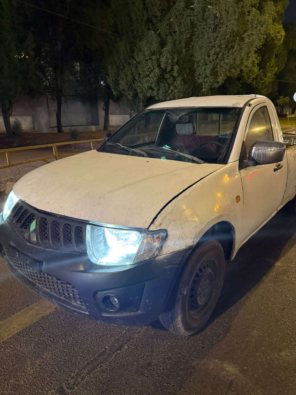 سلام عليكم اخوان بيكم مسيوبوشي للبيع مزاد وزاره الدخليه سياره خير من الله كير محرك اكسل صدر جديد تخم تاير جديد منضومه التبريد كله جديده مكاني بغداد 
يحتاجله فقط سمكره وصبغ باقي تفاصيل 
كله موجوده وسياره خير من الله ***********
