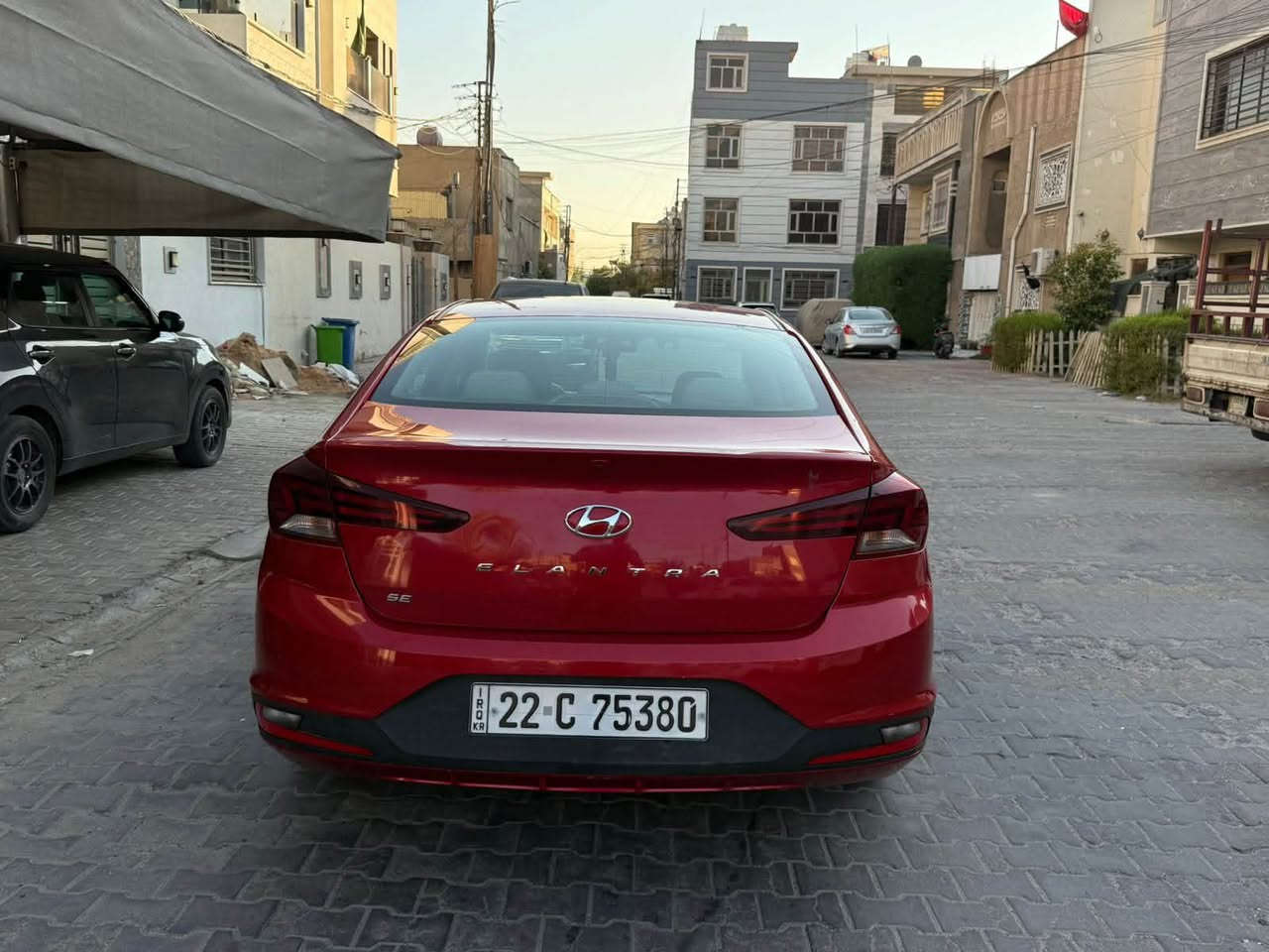 سلام عليكم 
موديل 2020 
مكفوله 
ماشيه 34 ميل 
سعره 125 
مكاني بغداد ‏الكرخ 
هذا رقمي *********** ￼

نص مكتوب في الصور:
- 30 LTE 8:37 4 / 12 BidCars
- 30 LTE 8:37 1 / 12 BidCars
- 30 LTE 8:37 3 / 12 1:1 BidCars