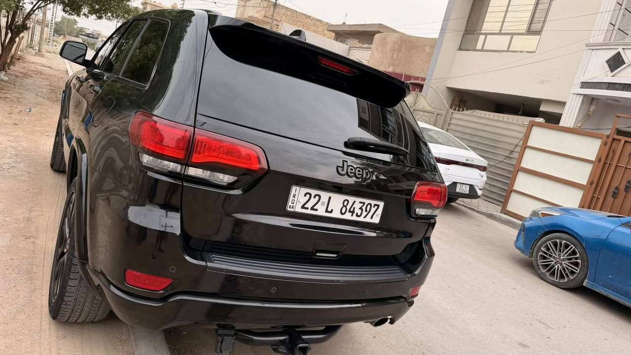 جيب 2021 بلاك توب ماشية ٧٨ الف والحادث موجود رقم الشاصي شوفه بنفسك سعرهه ٢١٠ ورقه وبيهه مجال 
***********
