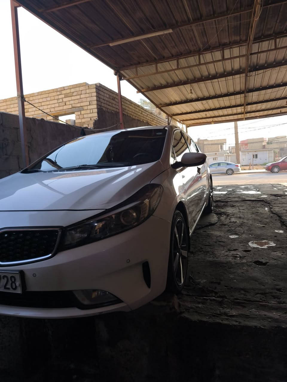 ﷽
سيراتو 2017 خليجي
فول مواصفات 1/1 VIP اعلى فئه بالسيراتو
مكينه دوش DOHC 2000 گير ومكينه مكفولات برغي ما مفتوح بشرط الفضل لله ماشيه فقط 122 الف كيلومتر
مواصفاتها
فتحة سقف سلايد/ بصمة تشغيل وابواب وصندوق/ كشنات جلد بلادي كشن السايق كهربآئي/ تدفئه وتبريد بالكشنات والكشنات الخلفيه تدفئه/ وضعيتين خزن ميموري/ فول تحكمات ستيرن/ تدفئه بالستيرن/ اشاير بالمري مرايات اوتو شفط / رادارات ومانع اصطدام ونقطه عمياء بالمرايات/ گير اوتوماتيك وعادي وشفتات تحكم گير بالستيرن/ تبريد مركزي قطعتين/ ثلاجه بالچكمجه/ شاشه لمس وكامره خلفيه بلاديات وكيچات الكتروني/ انارة ترحيب باليدات والمرايات/ حساسات امامي خلفي/ لد حاجب امامي نهاري لايتات زنون عدسات متحركه بروجكترات اماميه بگ لايت خلفي لد شمعه/ الصندوگ يفتح تلقآئي عند الاقتراب/  حجم 17 بريك 4 دسكات/ مانع انزلاق وانظمة قياده ايكو ونورمال وسبورت وكروس تحديد سرعه ...
تخم تايرات جديد حداديتها وتفاصيلها مال زيرو (بصمتين الشركه والعده) البلاديات وياها
السياره نظيفه جداً   كفاله عامه عده بارد قليل بدون صبغ السياره
  سنويه جديده باسمي تحويل مباشر بنفس اليوم
مكان السياره كوفه مستشفى الفرات
السعر 148 بيها مجالها حگ الجيه فقط
الشراي يتصل على الرقم ***********
