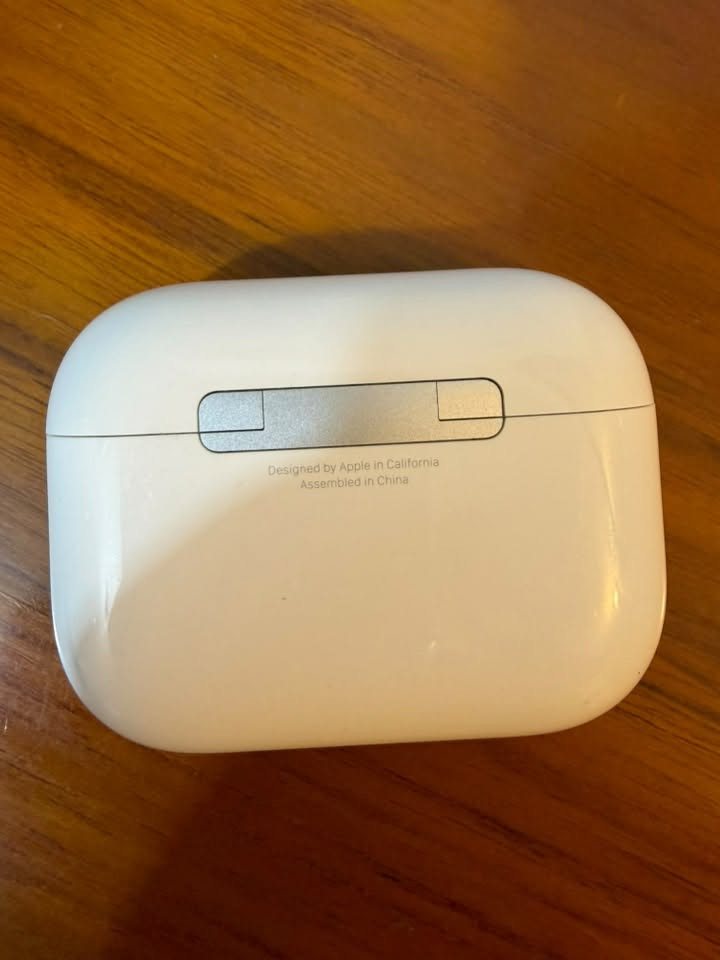 السلام عليكم
Airpods pro

الجيل الثالث بعدها بالضمان

السعر 250 الف بيها مجال ***********
