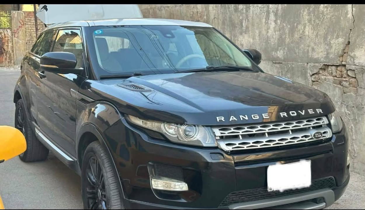 للبيع Range Rover Evoque 2013 - تك باب كوبيه - خليجية

سيارة مال بنات ومال شباب - شكل رياضي مرغوب

المواصفات الفول:
 •  بانوراما على طول القمارة
 •  كشنات جلد كهرباء
 •  مكينة جديدة جدا
 •  سستم صوت نقي
 •  نظام قيادة Terrain Response (مرتفعات + ثلج + رمل + طين)
 •  تحكم ستيرن كامل
 •  مثبت سرعة
 •  بصمة تشغيل
 •  شاشة + كاميرا خلفية + حساسات
 •  جنط 20

الحالة: سيارة بيت - نظافة عالية
النقص: كمبريسر تبريد فقط

السعر: خاص
المكان: بغداد
للاستفسار ***********
