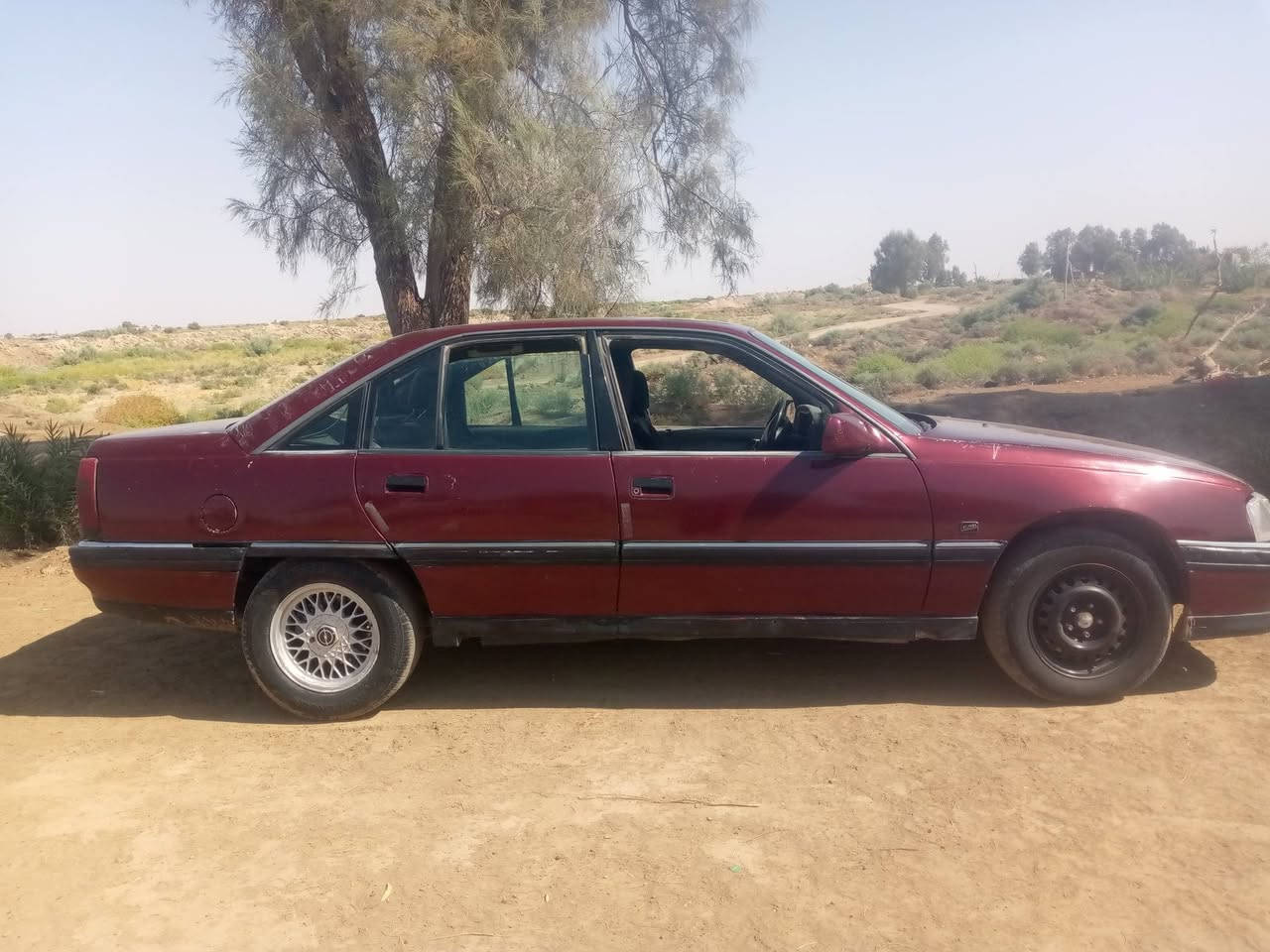 اوبل اوميكا للبيع موديل 93 رقم نكليزي مكفوله سعر 25 وبيه مجال العنوان ديوانيه الحمزه الشرقي اتصل ***********
