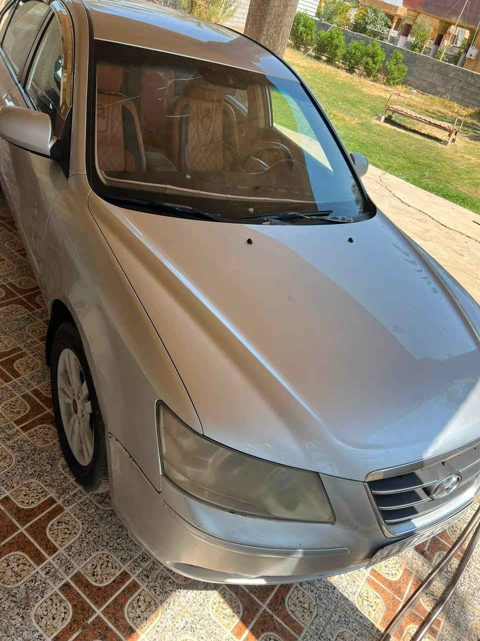 السلام عليكم
للبيع سوناتا 2009 خليجي 

بيها اربع قطع صبغ فقط اثر جراد بدون ضربه 

محرك ٢٤٠٠ دوش

مكاني الدجيل 

***********
