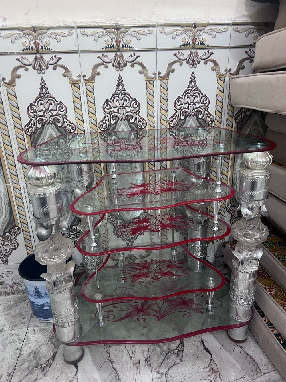 كلمن وسعره احفظ الصوره ودزه الي خاص واكلك بسعره ناصريه مركز حي التضحيه شارع العياده ***********