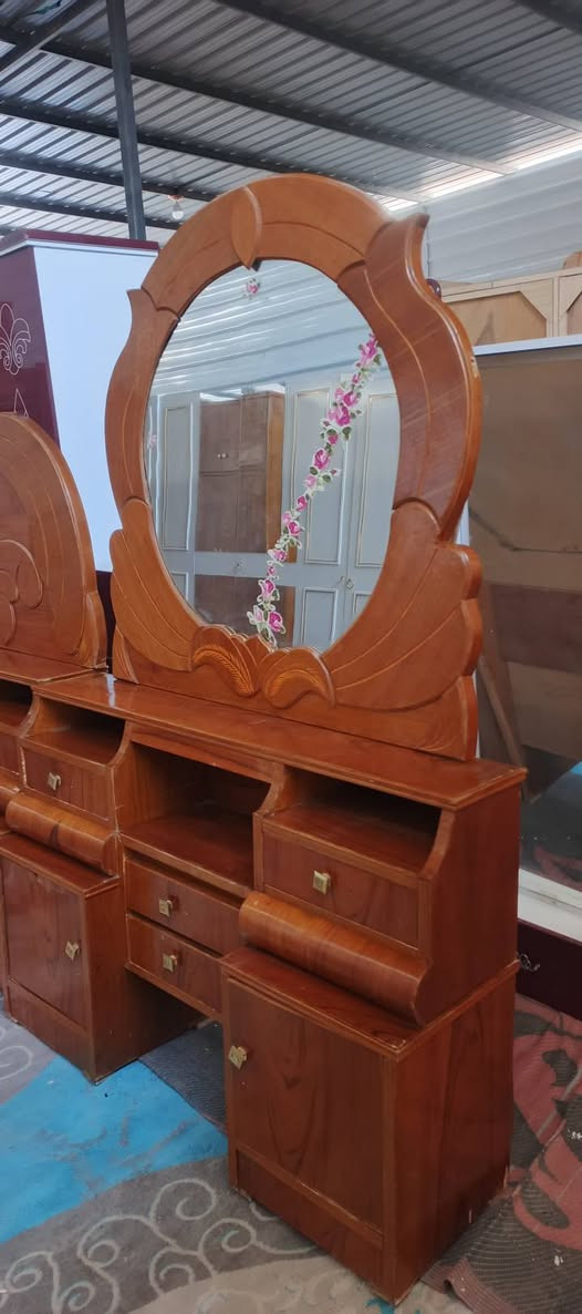السلام عليكم
غرفه عراقيه نضيفه بسعر مناسب للبيع في مزاد الشارقه 

العنوان:بعقوبه كاطون الرحمه مقابل شارع ابو رسول الاستداره الثالثه 

مستعدون لشراء جميع أنواع الاثاث المنزلي

***********
