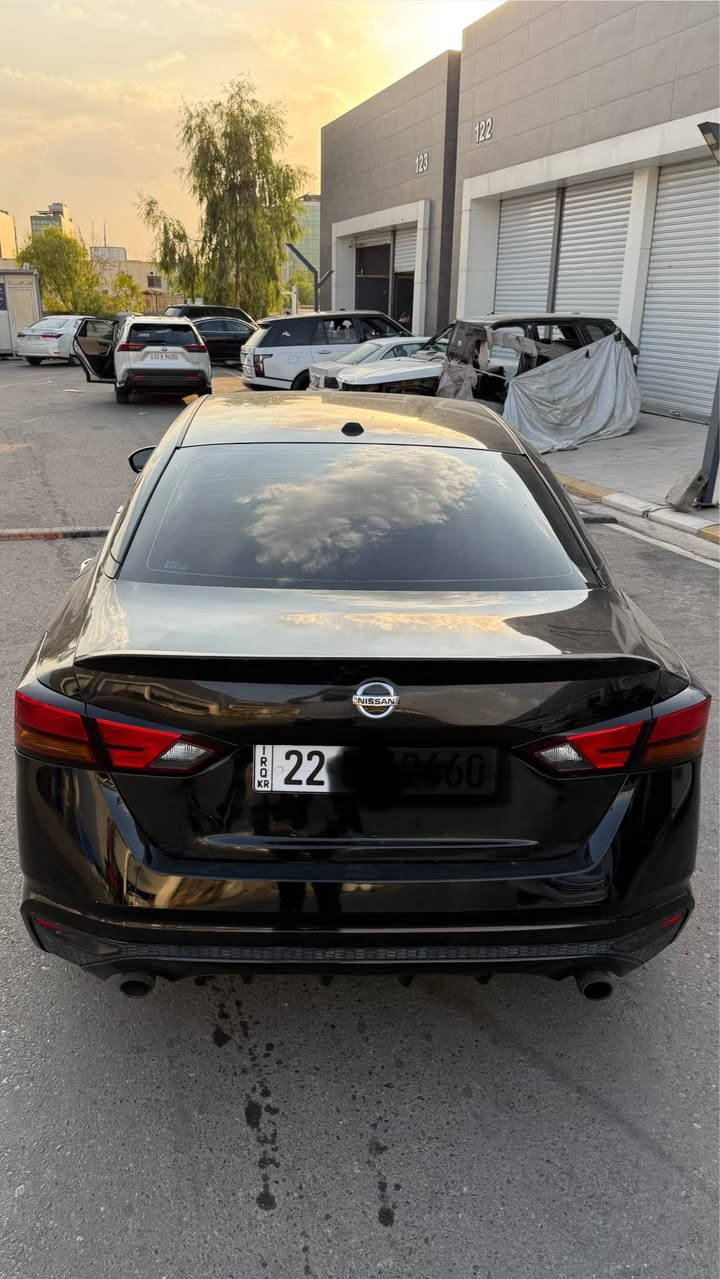 Altima 2020 s 
رةشي قةتران سةنوي نوي رةقم نوي بةناوي خومةتةحويل بةشةرت .بئش كةبس راديتة و بوابة بيلادي .سونةرم داناوة.***********.وةتس اپ أربيل, العراق
