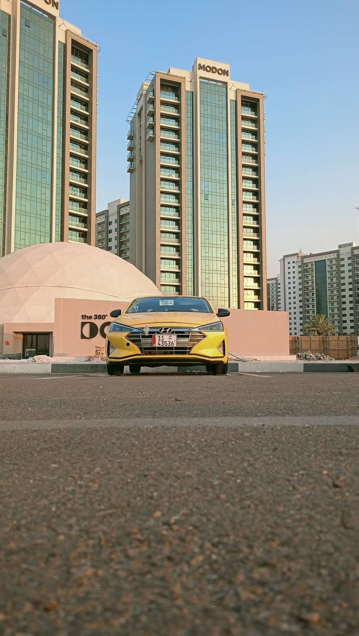 السلام عليكم ورحمه الله وبركاته 
اللنتره 2020 وارد امريكي حادثه كما موضح بل صوره بجم كبس السياره رقم بغداد بسمي مصفره هيهيه وغرمات 
تخم تأير صدر خلفي وأمامي مكينه وكير بشرط منضومه غاز 
شغاله موصفات راداد جانبي 
توقف ذاتي 
تحديد مسار 
منضومه زنون عدسات  
مكان الصويره واسط 
***********
