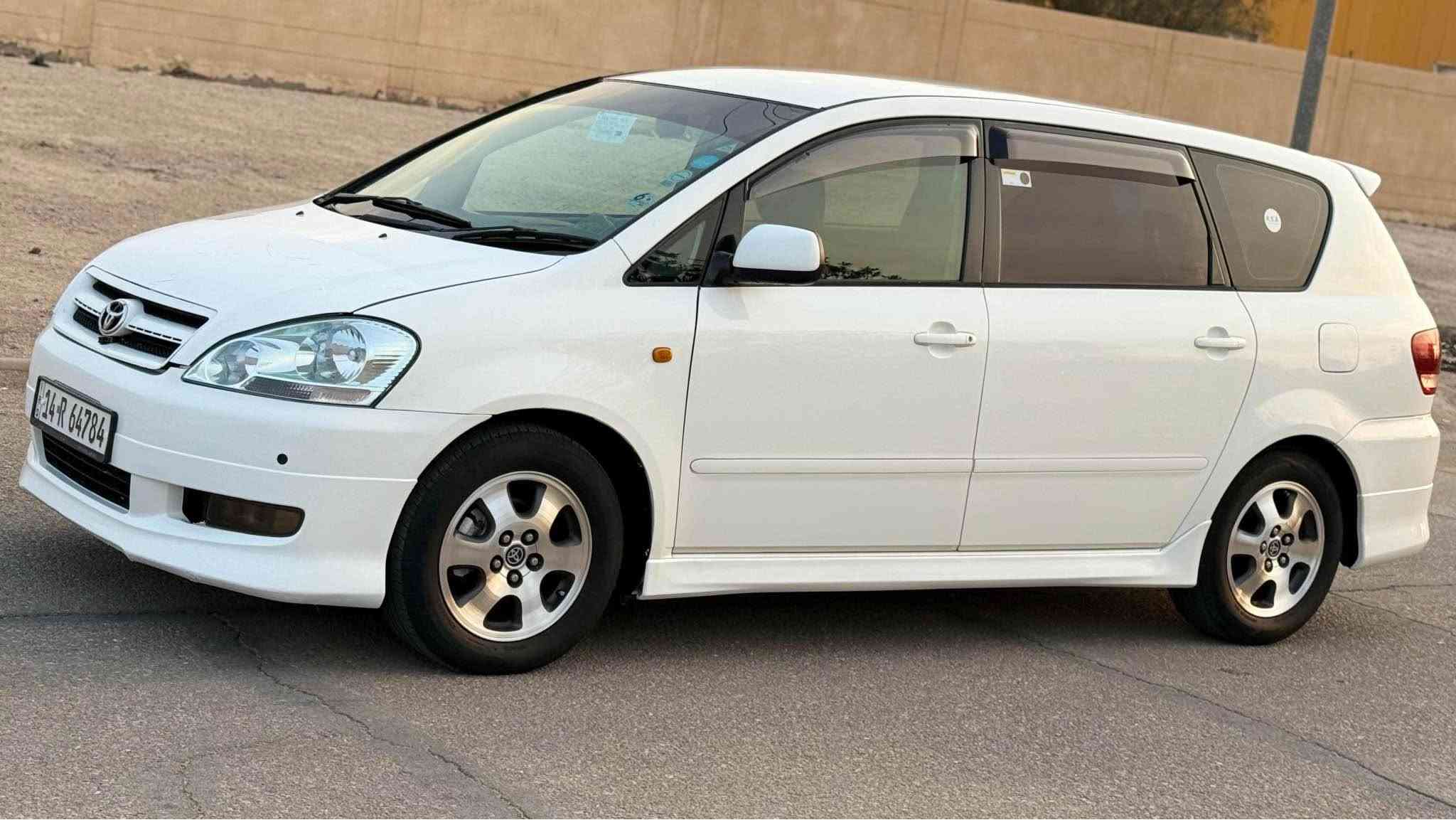 ٢٠٠١ • مكينة ٢٤٠٠ • ٧ راكب