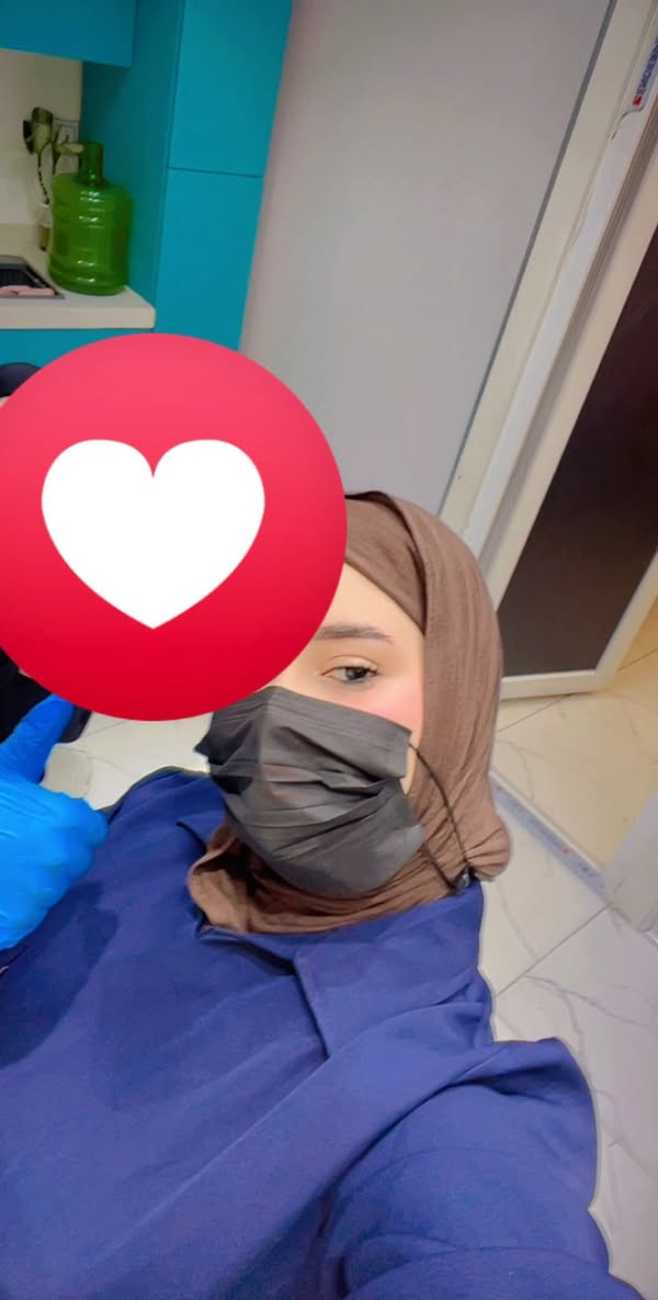 عيادة أسنان • جامعة المستقبل • مجانا