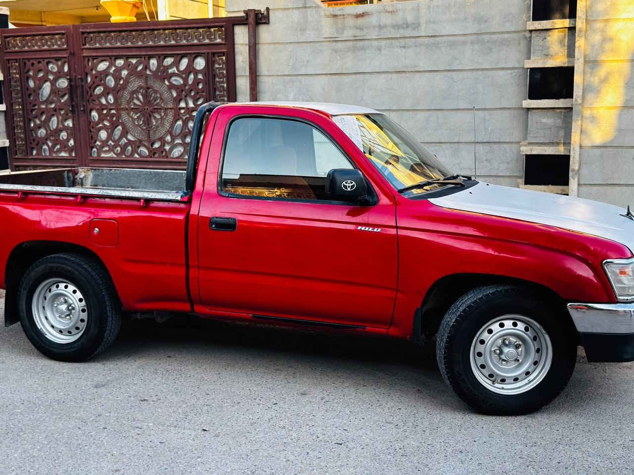 🚙 للبيع تويوتا فلاحي موديل 2001
✅ محسن ومكفول
✅ كير ومكينة مكفولات
✅ تبريد
✅ تخم تاير وصدر تراي فول
✅ هزّة جديدة
✅ رقم إنكليزي جديد
✅ تحويل ثاني يوم
⚠️ يوجد صدا بسيط في الباب الخلفي وصبغ حسب مامأشر في الصور  فقط وغير هذا الشي السيارة كفالة عامة 

💰 السعر: 87 ورقة وبيها مجال بسيط

👀 السيارة تجي تشوفها بعينك وتفحصها بنفسك
🤝 وحياك الله وتدلل
📍 الموقع: ديالى – بعقوبة – قرب تقاطع القدس
📞 للاتصال: ***********
