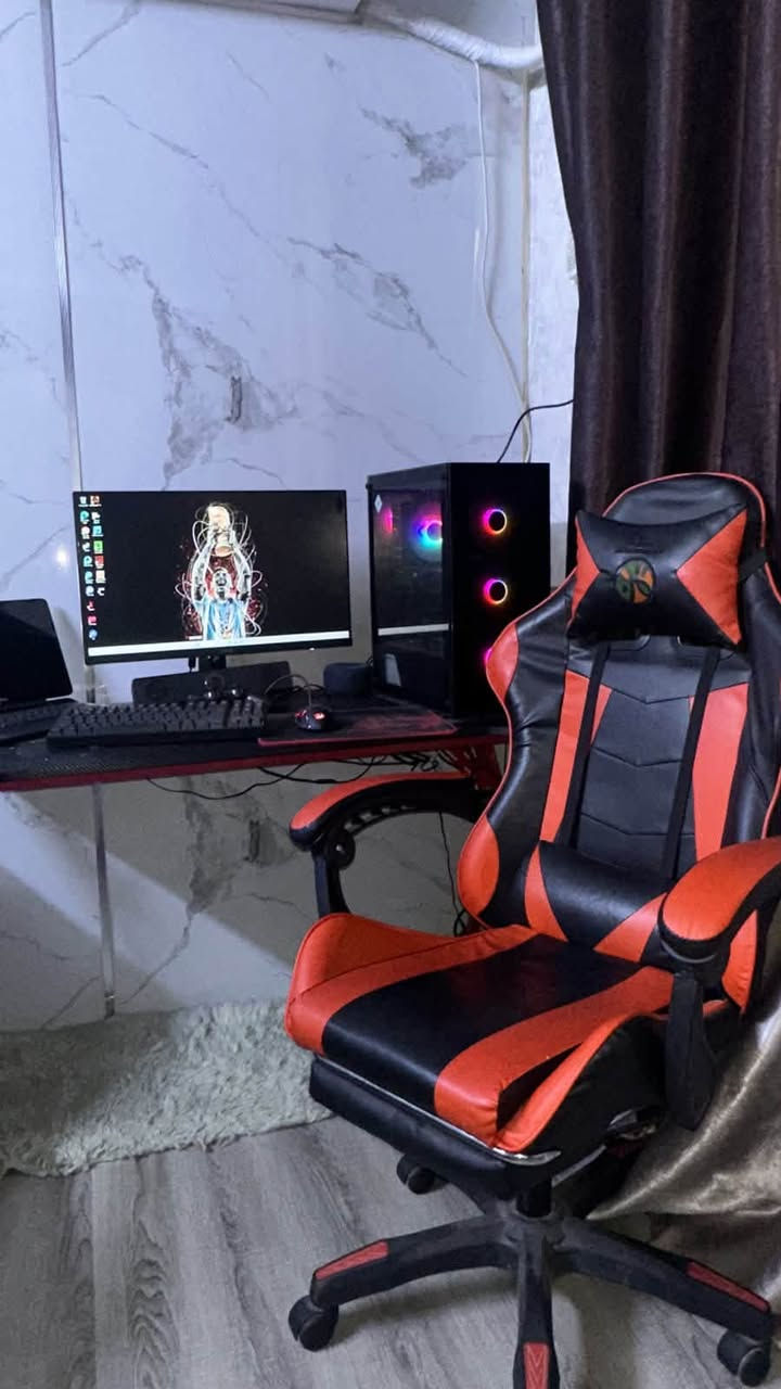 السلام عليكم تجميعه للبيع فقط ابيع كامل
Core i5 11
Rx 6600
Ram 16 g ddr4
Motherboard h510
Power 650
Monitor msi 165hz
وياه الميز والكرسي  والups 
وماوس وكبيورد وسماعه reed ragone 
العنوان بغداد 
السعر مليون وسبعميه وبيه ومجال 
للتواصل واتس فقط ***********
