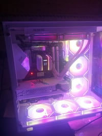 تجميعة بيضاء • i9-9900KF • RX 6600M