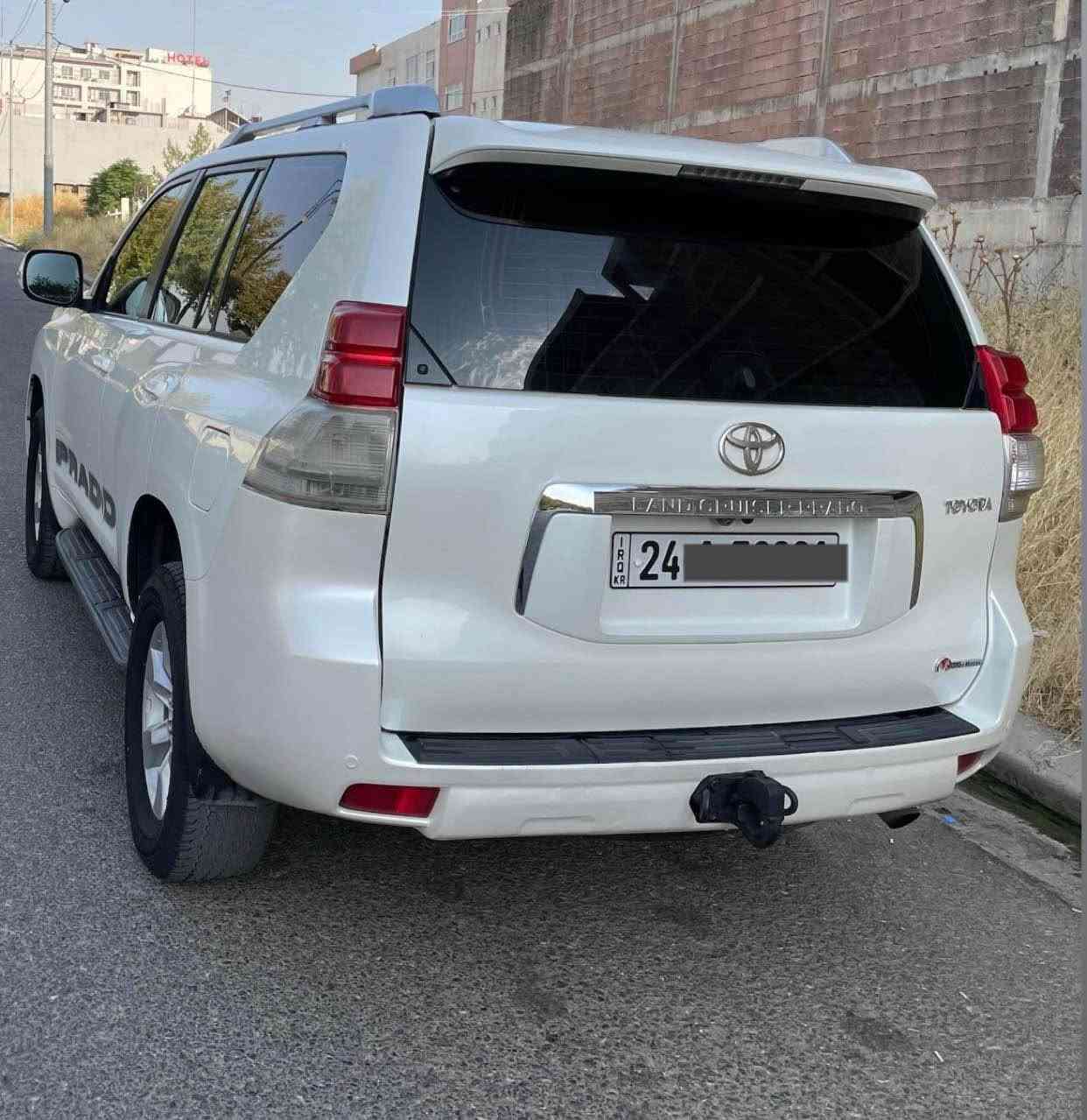 پرادو ٢٠١٠ 
موصفات txl معروفه 
كير محرك كهربايات ب شرط 
مكينه ٤ سلندر ٢٧٠٠ 
سياره بدون حوادث نهايه 
٢ قطع بس بخ بدون معجون 
سياره جديده بدون مصرف 
ماشيه ٢١٢ الف 
رقم و سنوي جديد 
تحويل شرط
سعر ١٧٨ مجال 
مكان دهوك 
*********** دهوك, العراق
