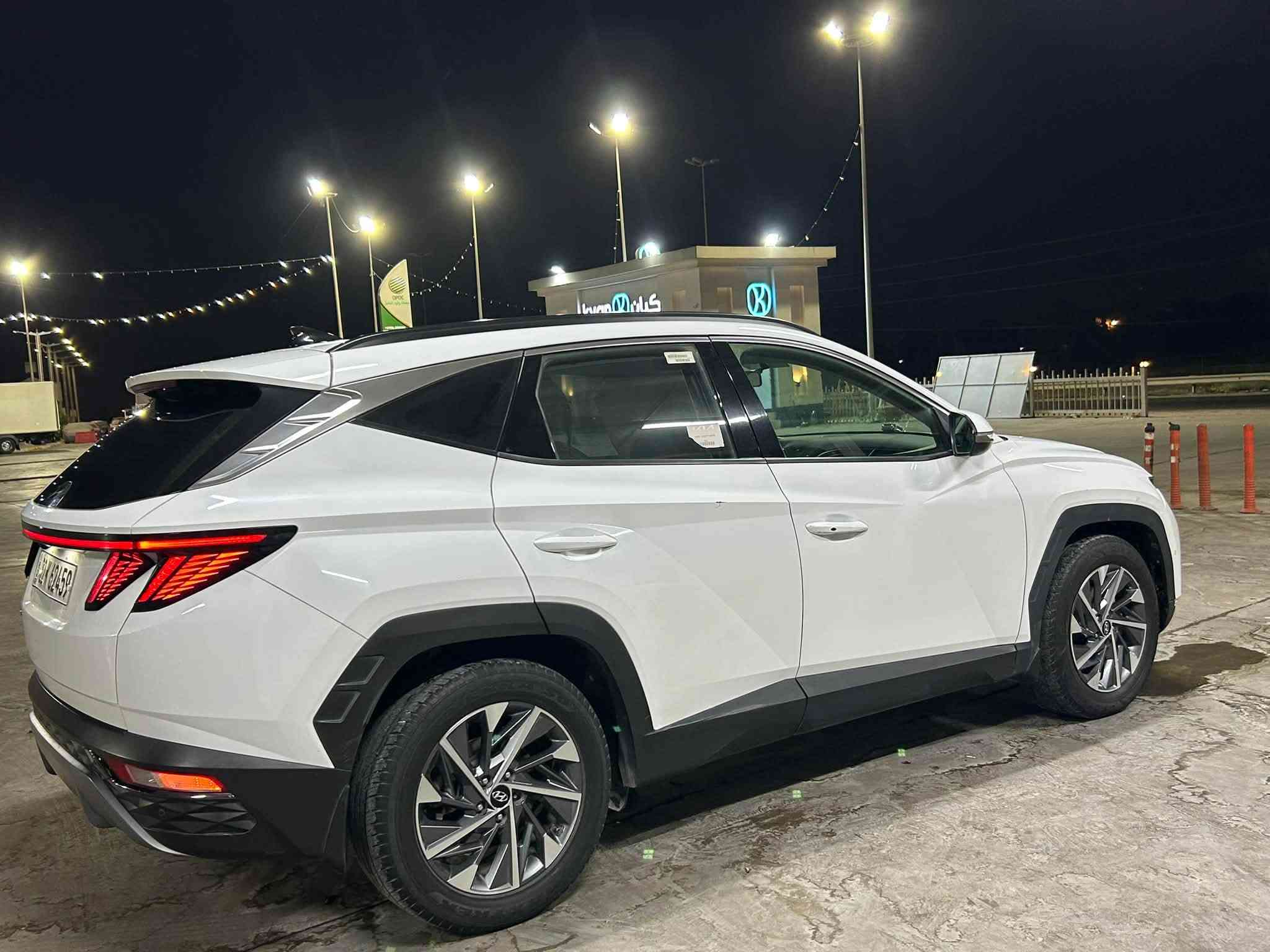 توسان خليجي موديل ٢٠٢١ ألون الأبيض
بيع أو مراوس ***********🆗
مواصفات النص فول 🚗 
كشن٢ كهرباء 
 فول بصمات 
تشغيل عن بعد 
تحكم ستيرن
مري شفط + اشاير بلمري 
بردات خلفه بلادي 
شاشه كبيره 
كار بلي
اوتو هولد
لايتled
قطعتين تبريد
فول بصمات  فول حساسات وغيرها،…..
السعر ١٧٤ الرقم اربيل باسمي
ماشي٦٠ محرگً دووش الفين
 مكاني بغداد***********  جاهزه للاخير 
بيها جاملغ بي  صبغ وشبر بارد بلباب
